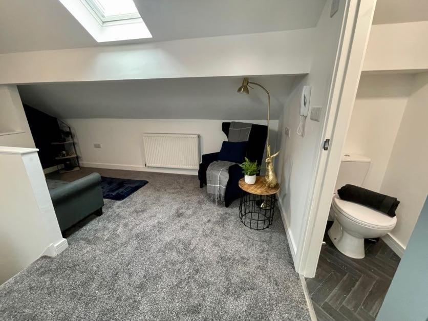 שפילד Boutique 5 Bed Home On Birdwell Road - Free Parking מראה חיצוני תמונה